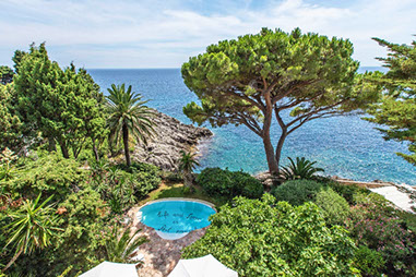 Waterfront luxury villa rental in Cap d'Ail, south of France