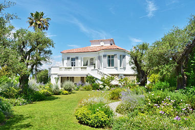 Cap d'Antibes luxury family holiday villa rental with pool