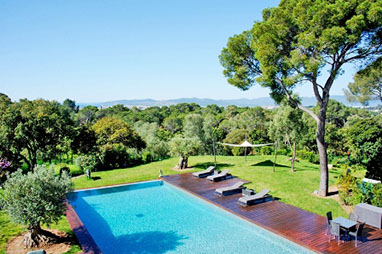 Luxury chateau rental for 30 guests with pool near Cannes, South of France