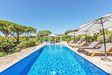 South of France luxury villa for families and grops with sea view and pool