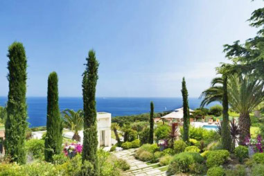 Saint-Jean-Cap-Ferrat exclusive villa rentalnear town and beaches
