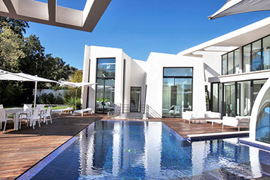 Exclusive villa rental in the center of Mougins medieval village